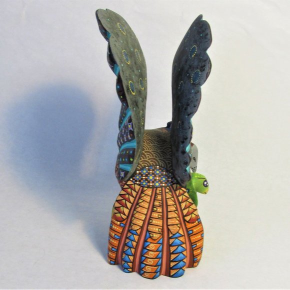 Eagle and Cobra Alebrije Hand Painted and Carved in Oaxaca, Mexico - Picture 6 of 13